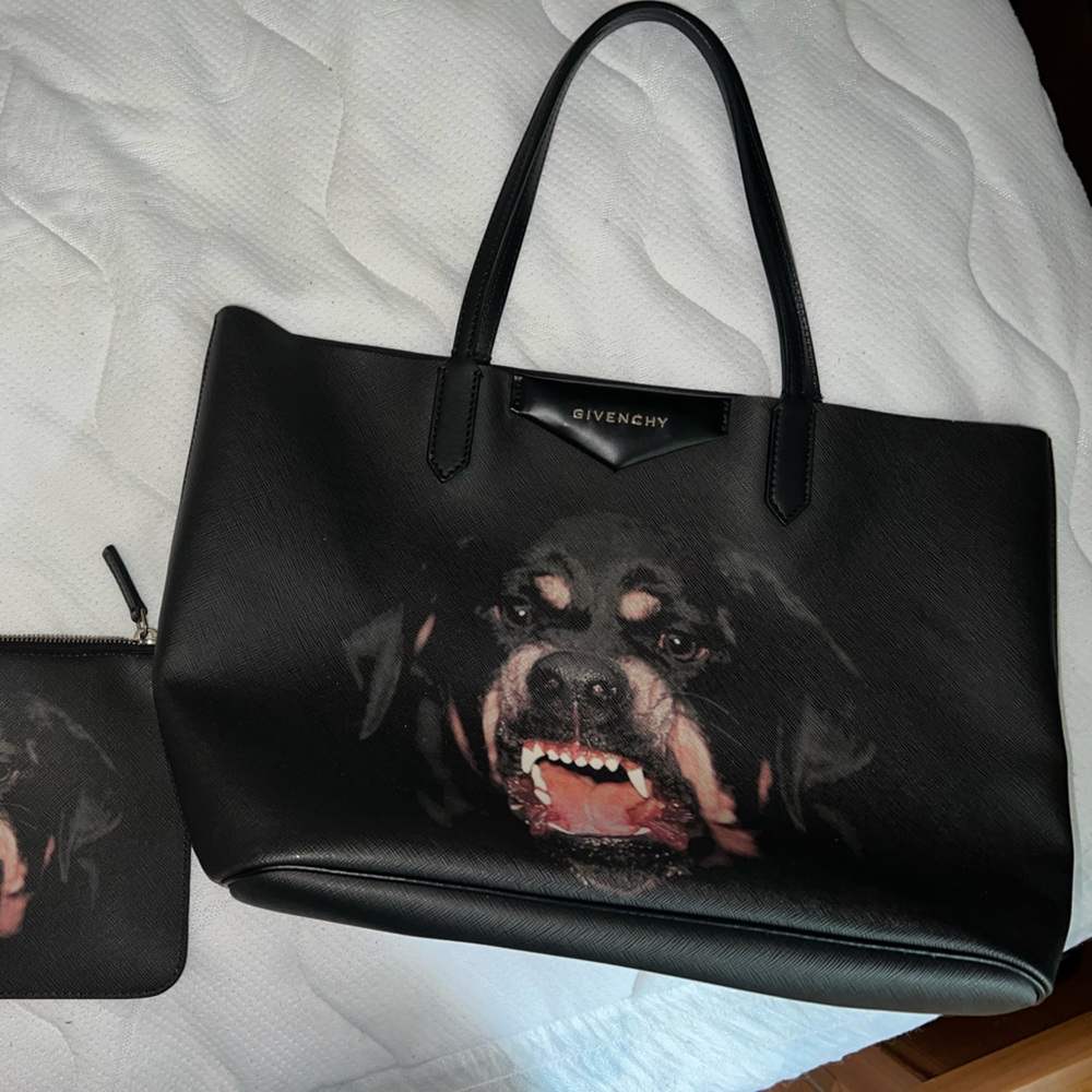 Givenchy Antigona Rottweiler tote
